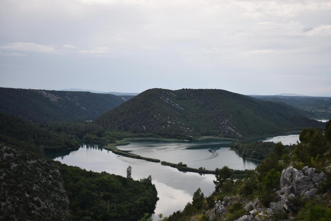 罗佐瓦克 Matanovi Dvori-Krka National Park酒店 外观 照片